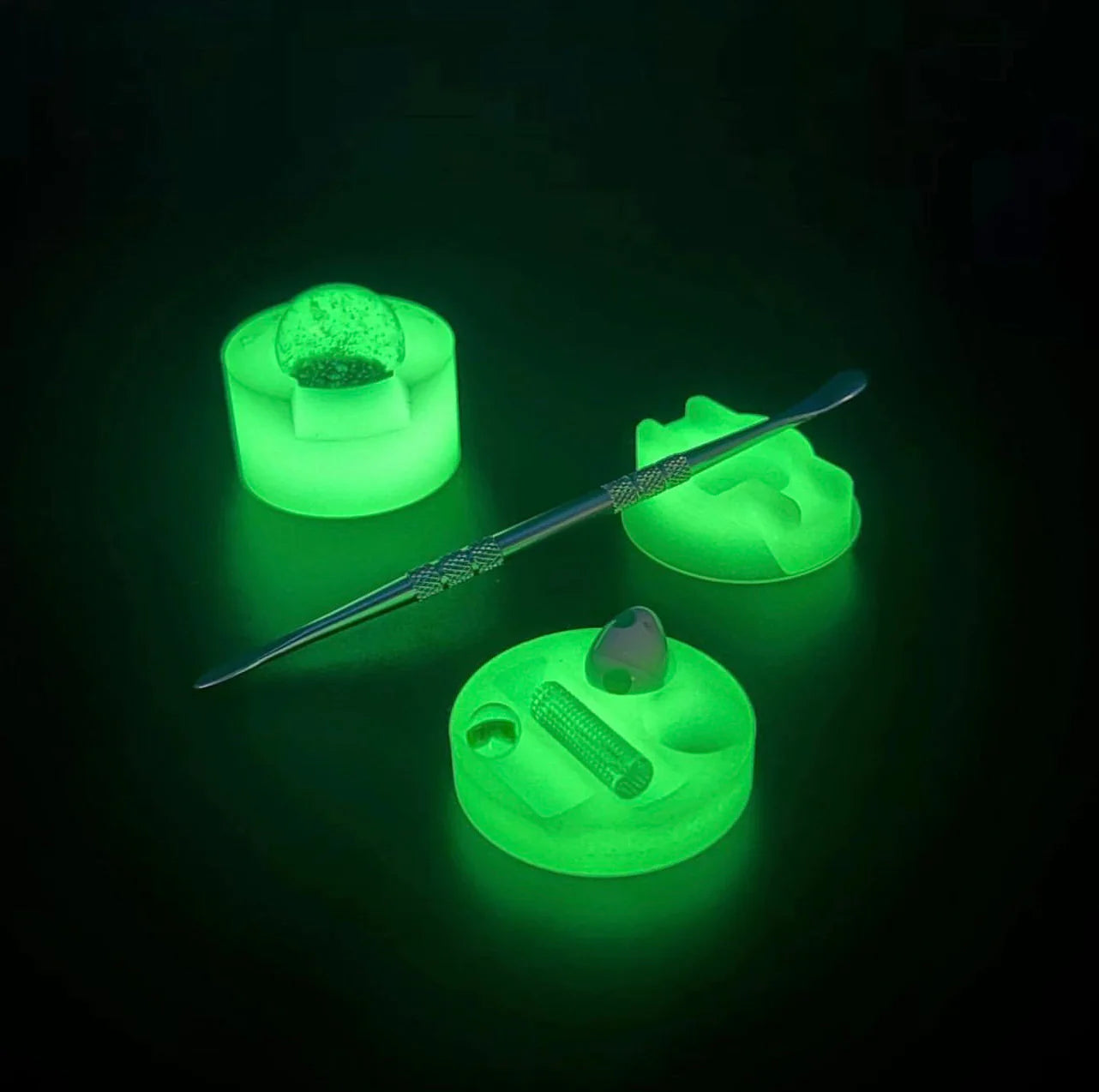 The Dabber Dock 3-Pack Combo Kit (Includes Dabber)