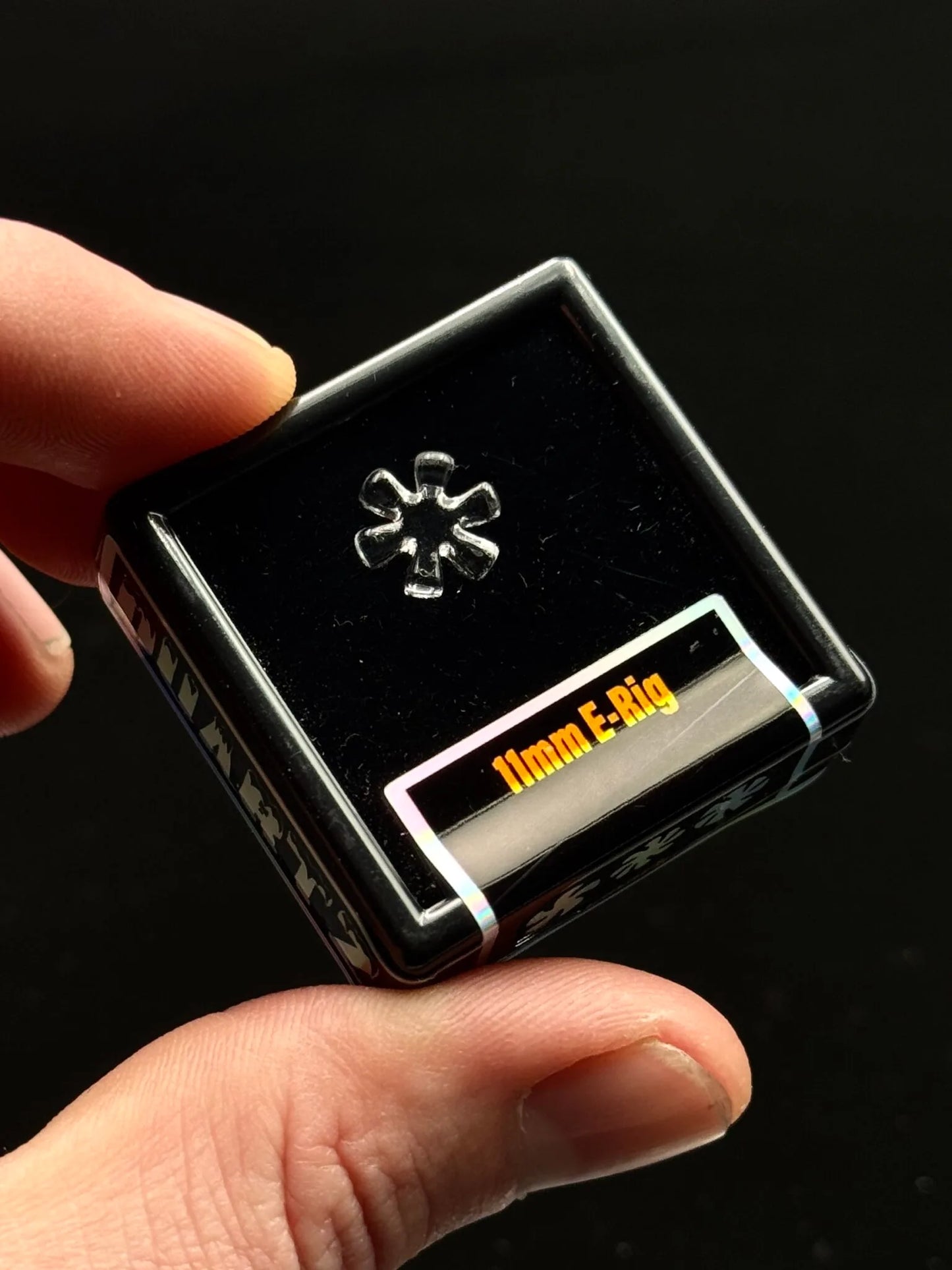 11mm Quartz Flakes™ by Black Market Glass