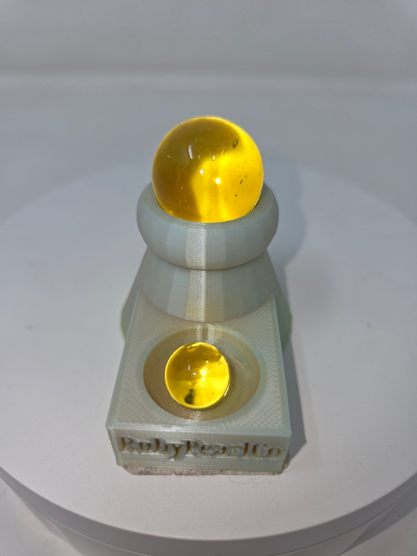 Bear Quartz Marble - CFL Yellow
