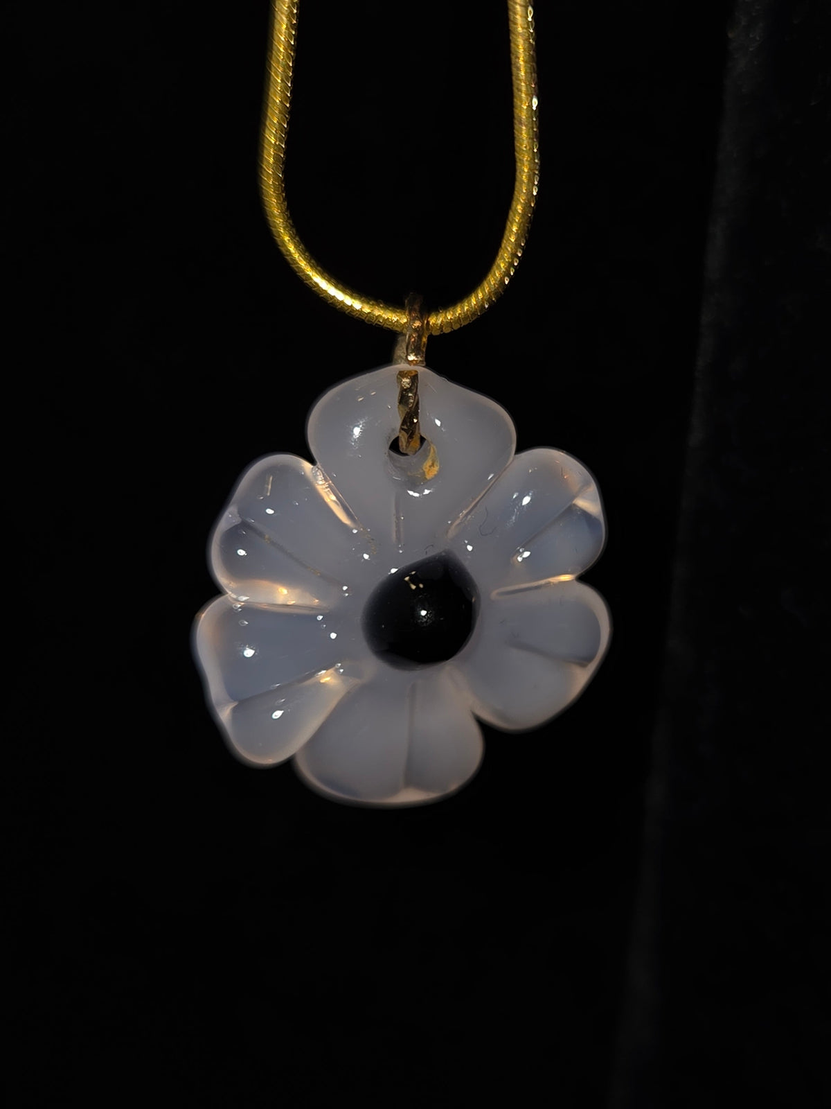 Kyle White Sunflower Pendants