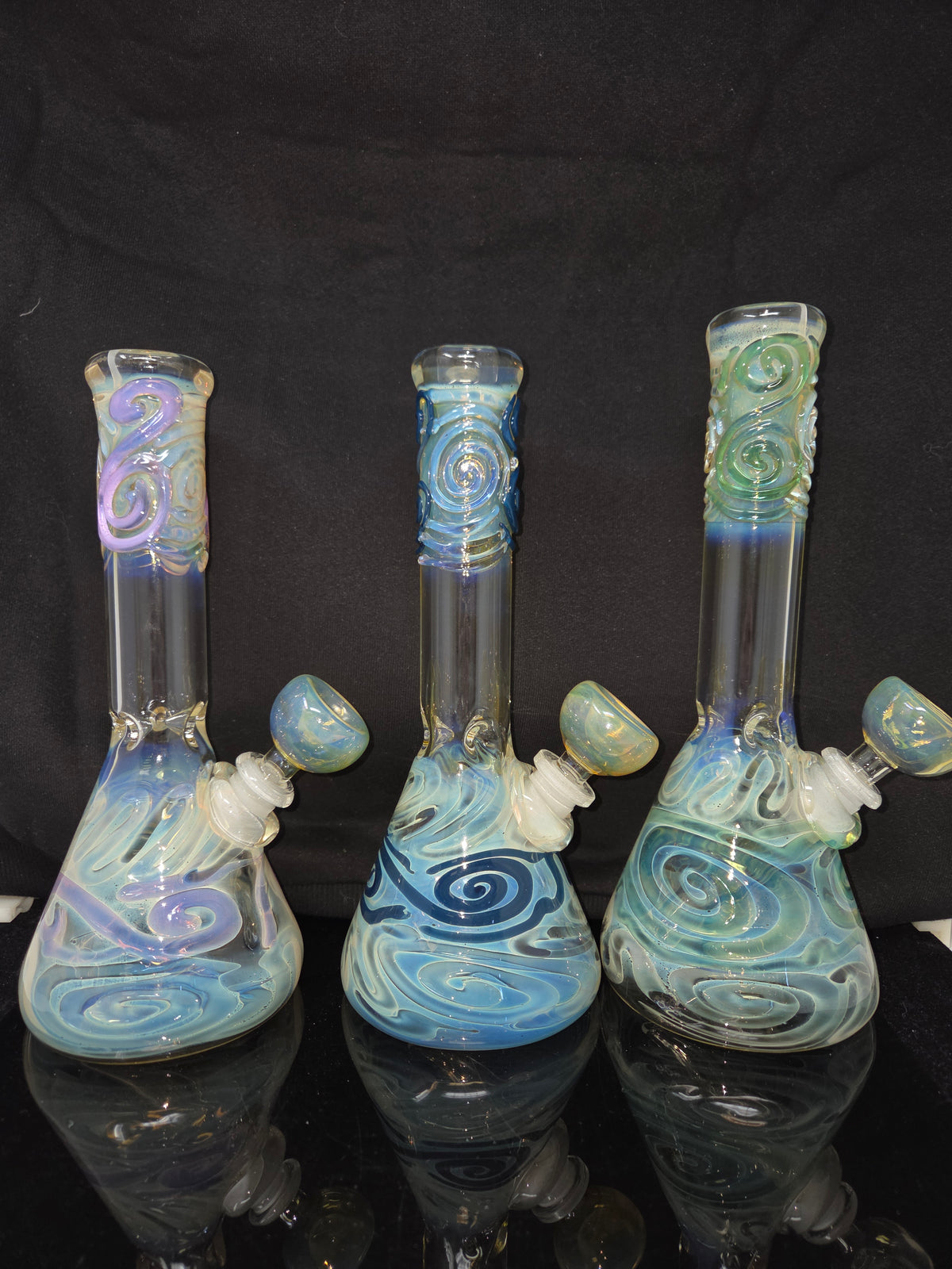 9" 32x4 Color Squiggle Beakers